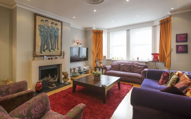 Heart of Hampstead Retreat