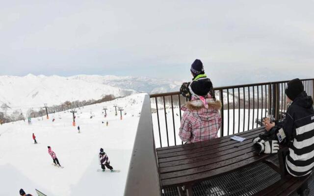 Hotel Mont Blanc Hakuba