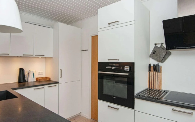 8 Person Holiday Home in Ebeltoft-by Traum
