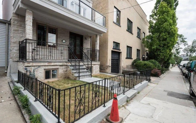 Downtown Comfortable Guest House