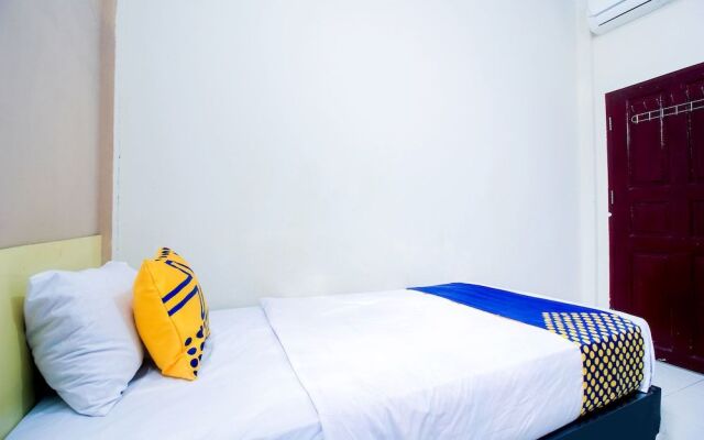 Spot On 2370 Berkah Homestay Syariah