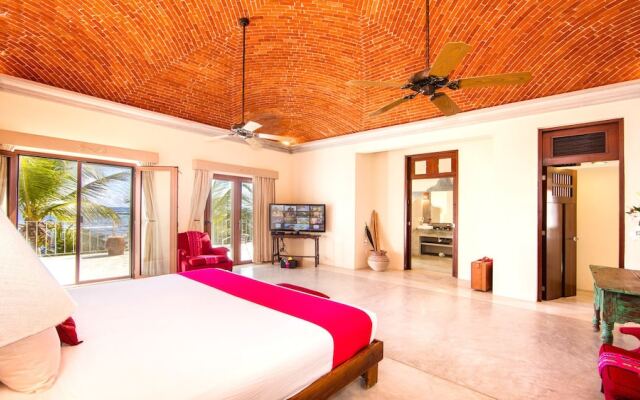 Hacienda Del Mar 7-15BR Villa Full Staff By RMH