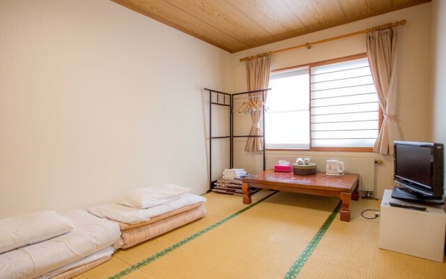 Rusutsu Lodges Pension Lilla Huset