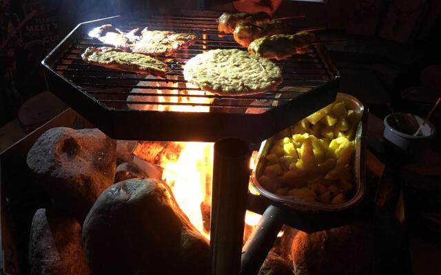 Hammarstrands Camping, Stugby och Fiske