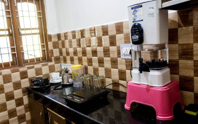 OYO 14061 Home Exotic 1BHK Khanyara Road