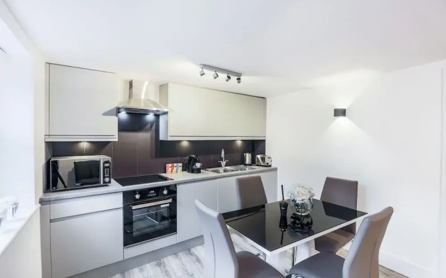 Fulham Apartment by Emerald