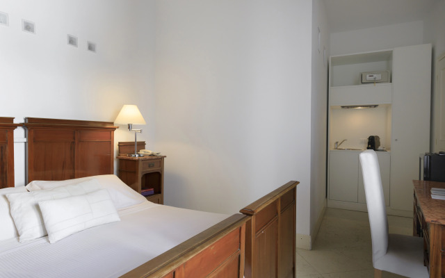 Palazzo Brunaccini Boutique Hotel