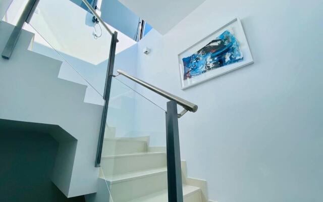 Amazing Exclusive House in Marbella Golden Mile