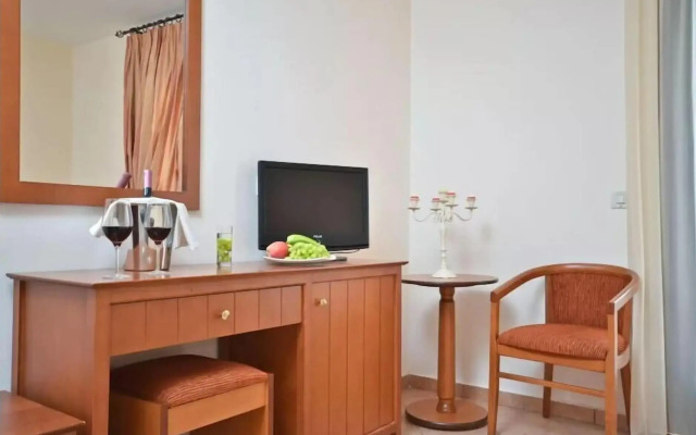 Naxos Resort Beach Hotel