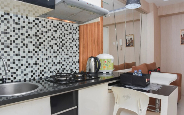 Comfort And Simple 2Br At Bassura City Apartment