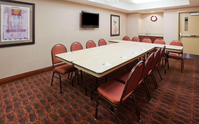 Hampton Inn Fairmont
