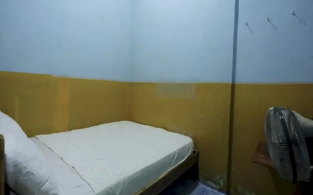 SPOT ON 93276 Fendi 2 Homestay SyariahNearPelabuhan Feri Batam Centre