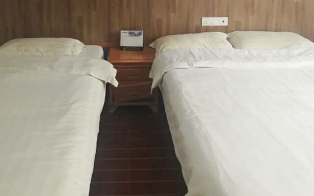 OYO 90248 Kapitan Inn