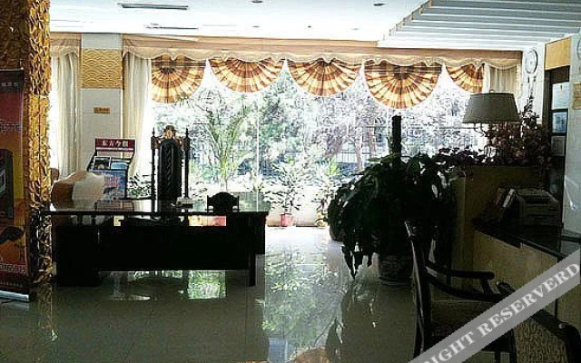 Yuhuayuan Hotel