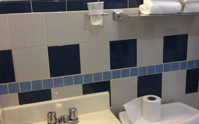 Regency Inn Comanche