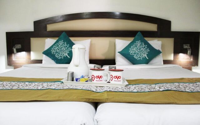 OYO 1818 Hotel Central