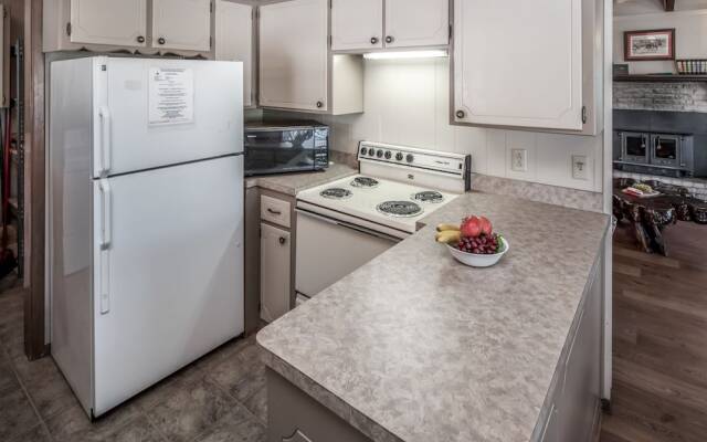 Bluebird View - Two Bedroom Cabin