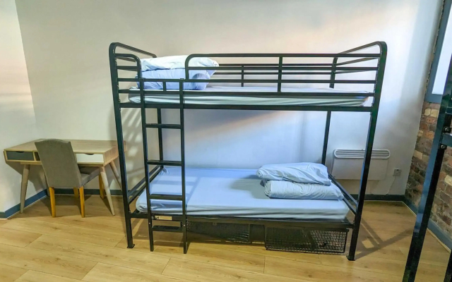 International Inn - Hostel