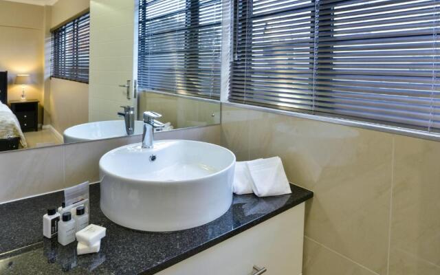 Impolo Apartments