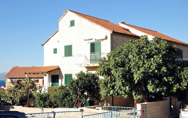 Apartments And Rooms Anka