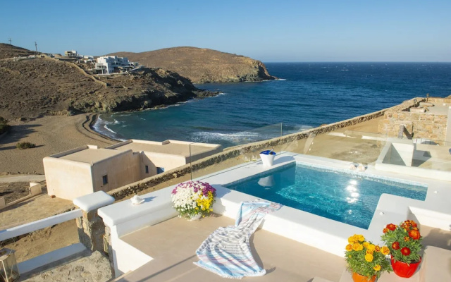Myrsini's Luxury Suites
