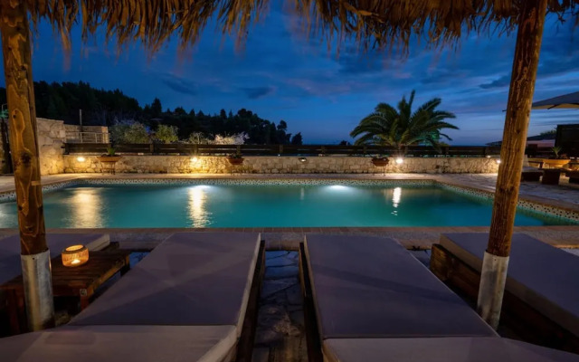 Palmrise Luxury Villas - Thea Villa