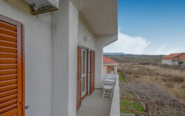 Pretty Apartment in Krneza near Sea Beach