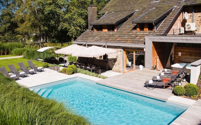 Attractive Holiday Home in Spa with Swimming Pool