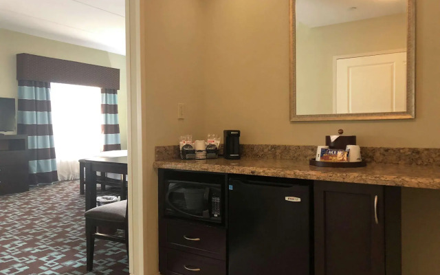Hampton Inn & Suites Nashville @ Opryland