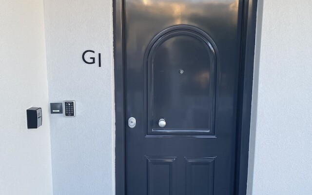 Galio Suites Airport by Airstay