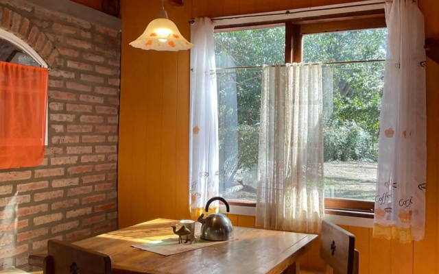 La Casita Blanca