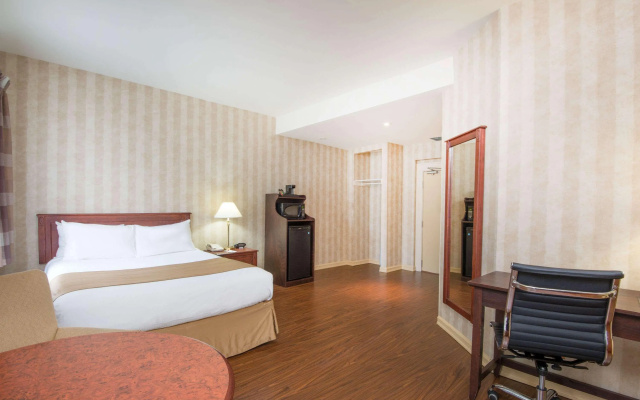Comfort Suites Midland West