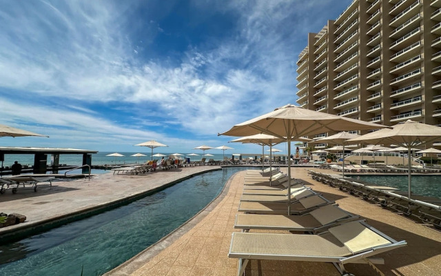 New 3BR Ground Floor Las Palomas Condo