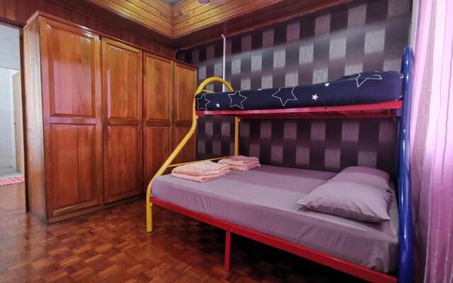 Shangrila House @ 香格里拉民宿