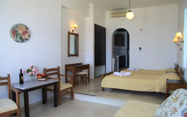 Hermes Apartments