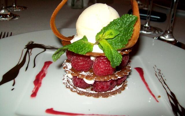 Hostellerie du Grand Sully