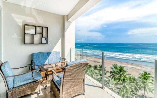 Elegant Beachfront Condo at Diamonte del Sol - 801s