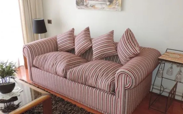 At Home Roger de Flor