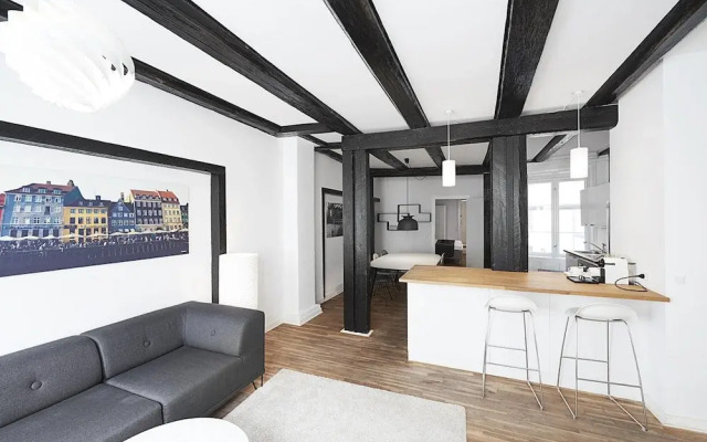 Charming 2-bed in City Center