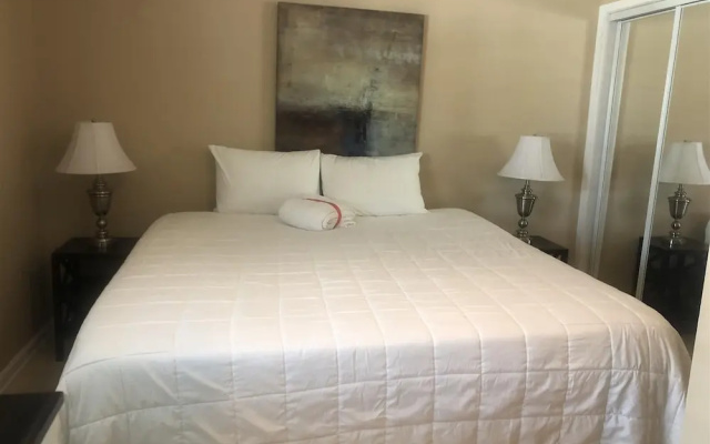 Sandy's Beach Retreat