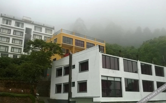 Leisure Vacations The Club Munnar