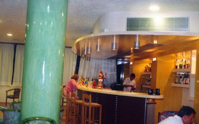 Irinna Hotel