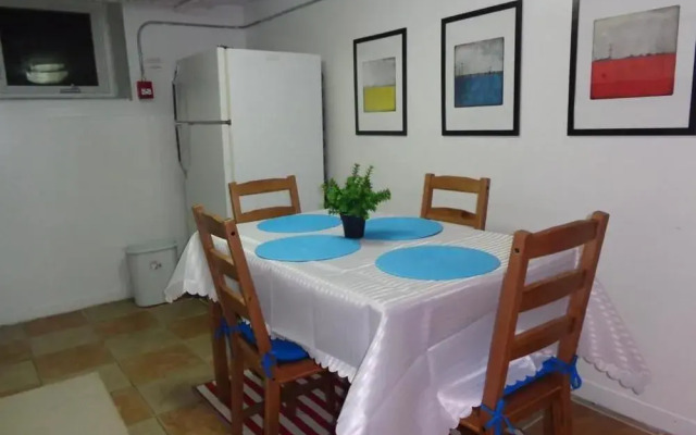 Adib Apartments - 362 Friel St
