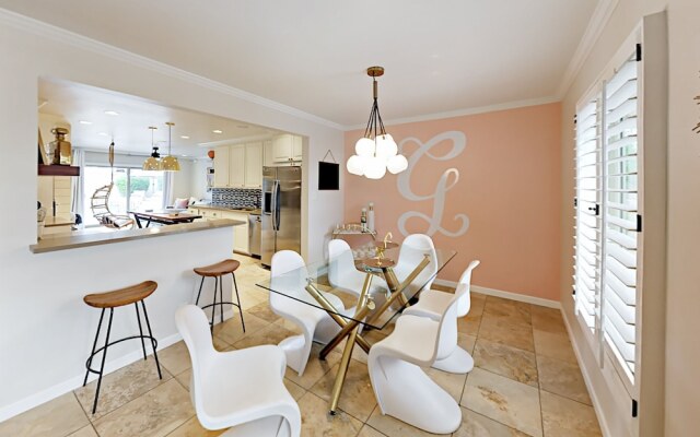 Ultra-Posh - 3 Br Home