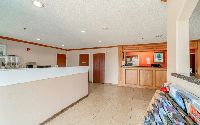 Capital O Fairway Inn - Baytown La Porte TX
