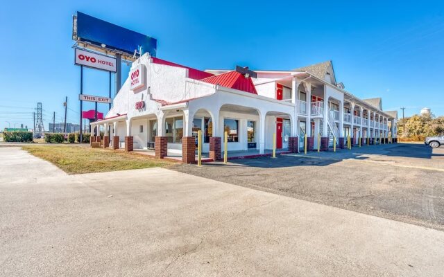 OYO Hotel Waco University Area/ I-35