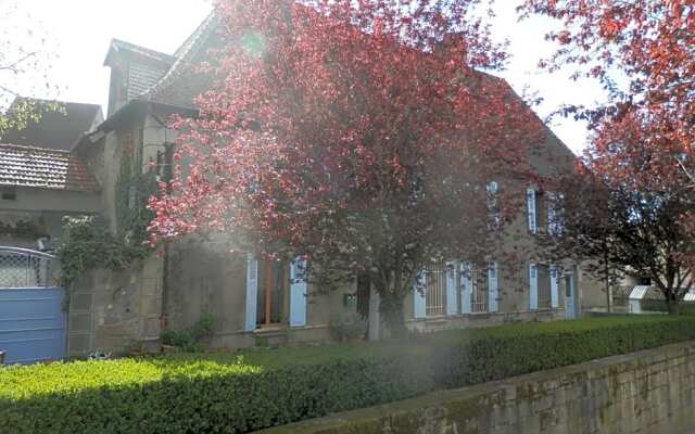 3 Place des Arbres Chambres D'Hotes
