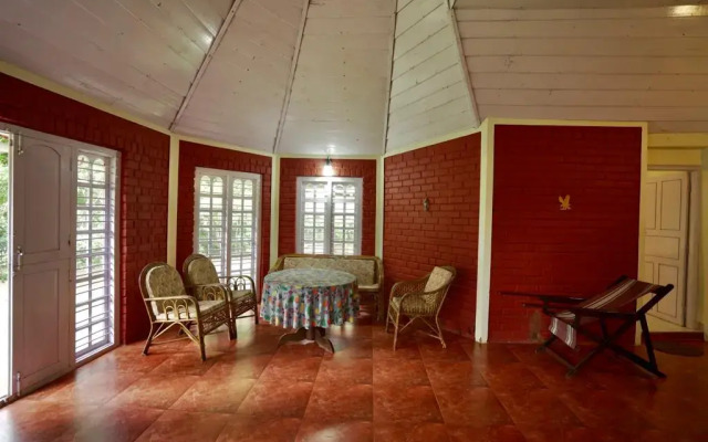 Heritage Bungalow In Madikeri