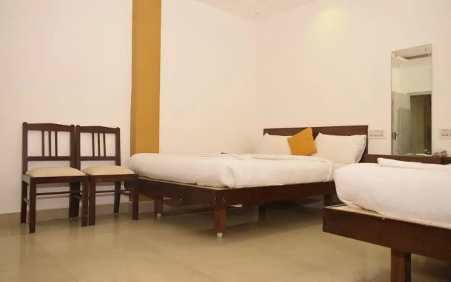 OYO 9970 Hotel Auro INN