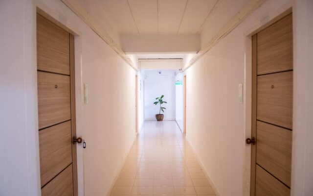 Malizon Hotel & Residences